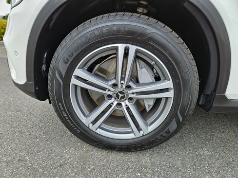 Used 2020 Mercedes-Benz GLC 300 4MATIC image 9