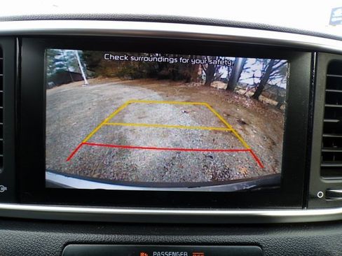 Used 2020 Kia Sportage LX image 22