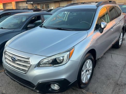 Used 2015 Subaru Outback 2.5i Premium image 3
