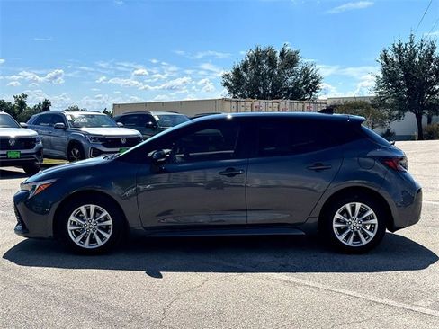 Used 2025 Toyota Corolla SE image 5