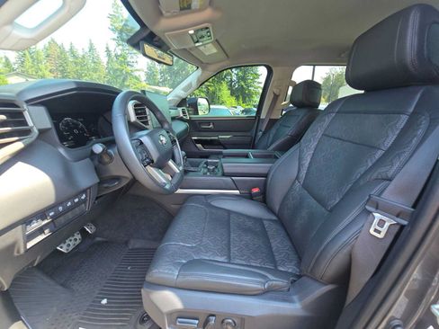 Used 2024 Toyota Tundra Limited w/ TRD Off-Road Package AWD/4WD image 21