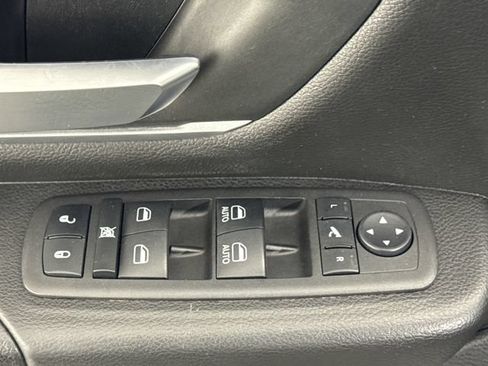 Used 2023 RAM 1500 Big Horn AWD/4WD image 30