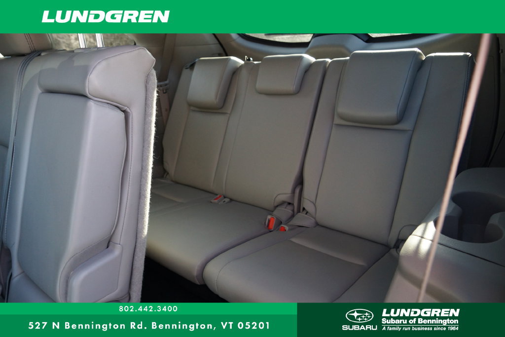 Used 2019 Toyota Highlander XLE AWD/4WD image 29