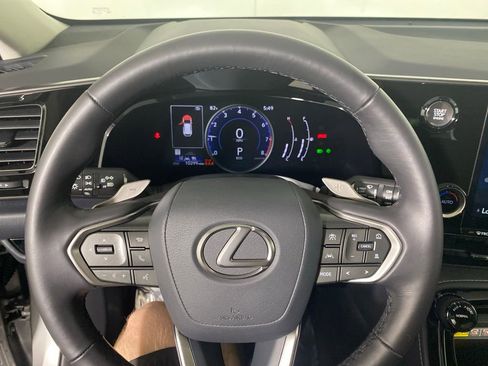 Certified 2025 Lexus NX 250 FWD w/ Accessory Package (2T) image 16