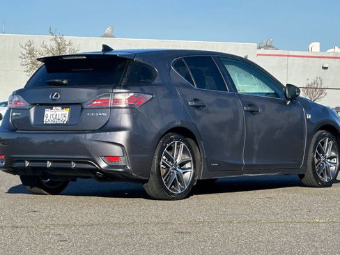 Used 2015 Lexus CT 200h w/ F Sport w/Nuluxe Interior image 2
