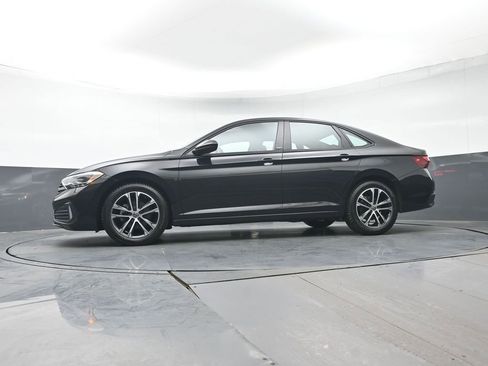 Used 2023 Volkswagen Jetta Sport image 26