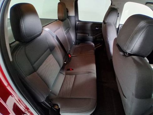 Used 2024 Nissan Frontier SV w/ Technology Package RWD image 14