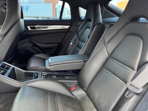 Used 2017 Porsche Panamera 4S image 20