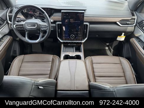 New 2026 GMC Acadia Denali Ultimate w/ LPO, Floor Liner Package AWD/4WD image 10