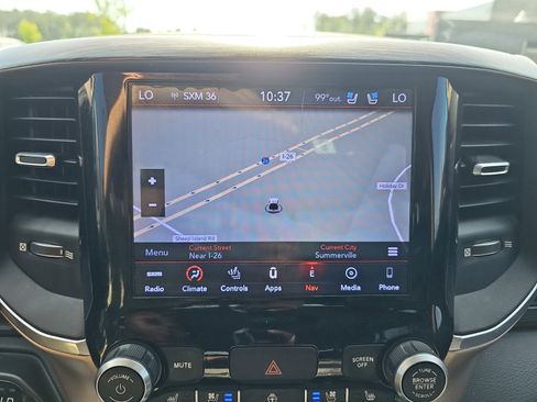 Used 2019 RAM 1500 Laramie RWD image 23