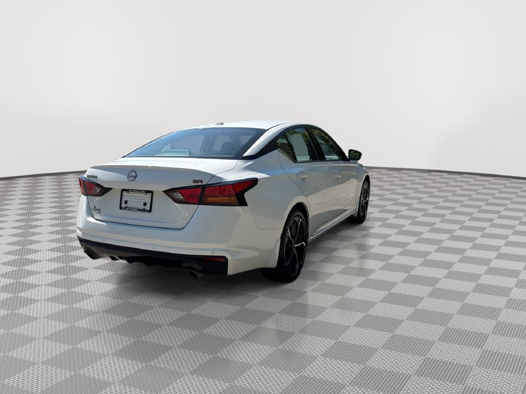 Certified 2025 Nissan Altima 2.5 SR FWD image 12