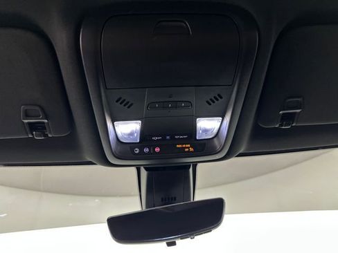 Used 2020 Chevrolet Blazer Premier w/ Driver Confidence II Package FWD image 24