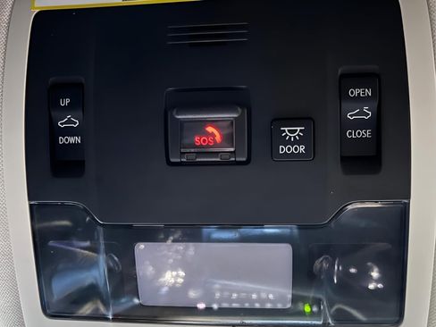 Used 2021 Lexus ES 300h w/ Accessory Package 2 image 33