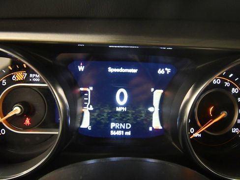 Used 2022 Jeep Wrangler Unlimited Sahara w/ Cold Weather Group image 20