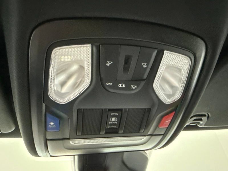 New 2026 RAM 1500 Express AWD/4WD image 31