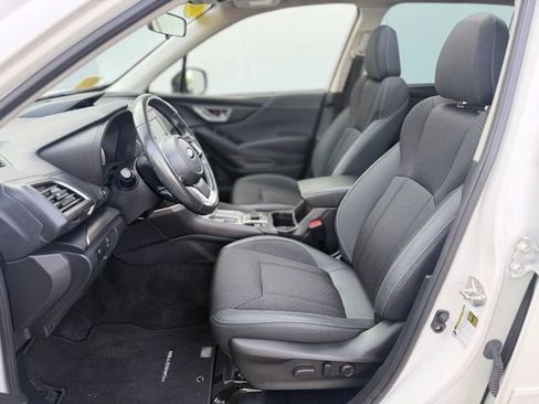 Used 2023 Subaru Forester Premium AWD/4WD image 22