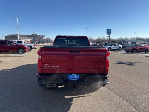Used 2023 Chevrolet Silverado 1500 LT Trail Boss AWD/4WD image 6