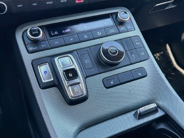 Used 2024 Hyundai Palisade XRT FWD image 17