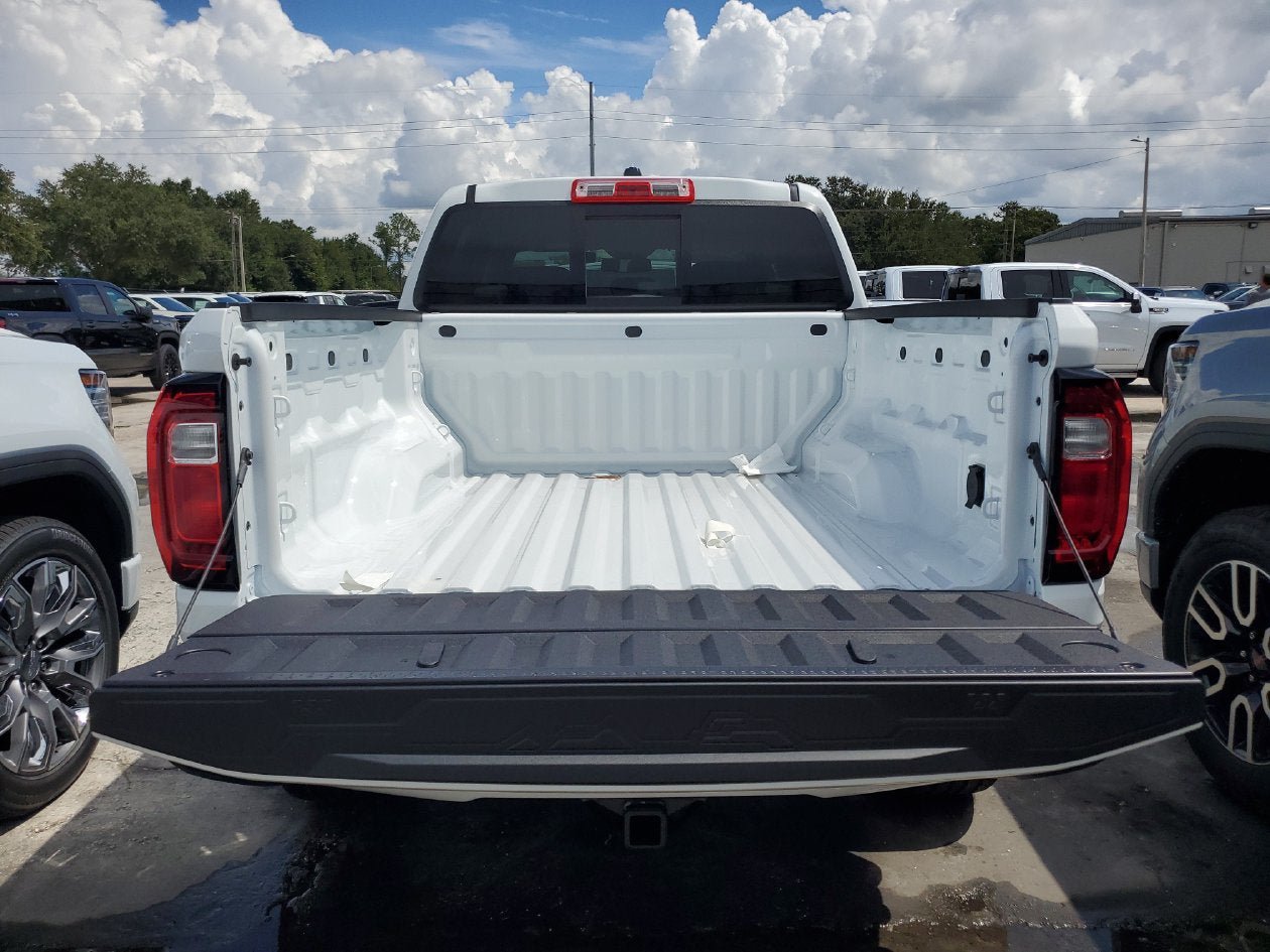 New 2026 GMC Canyon AT4 AWD/4WD image 9
