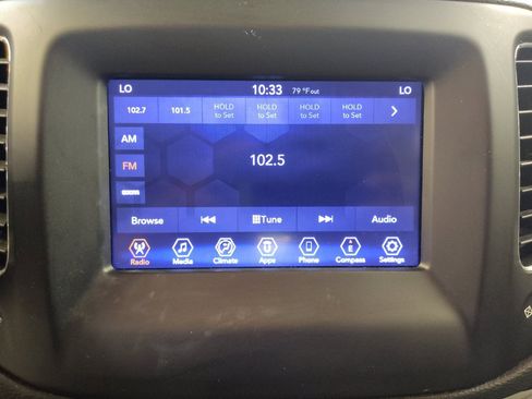 Used 2019 Jeep Compass Latitude FWD image 25
