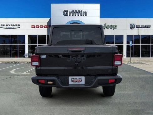 New 2026 Jeep Gladiator Mojave AWD/4WD image 8