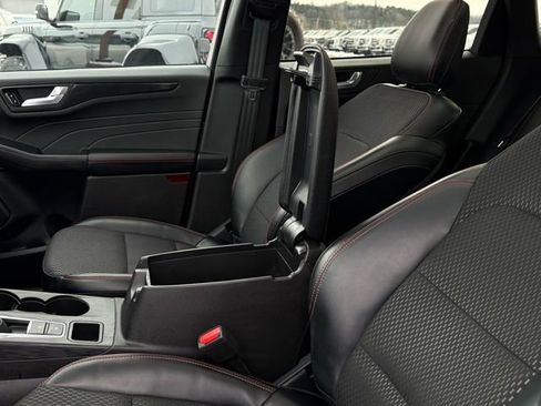 Used 2024 Ford Escape ST-Line w/ Tech Pack #1 image 28
