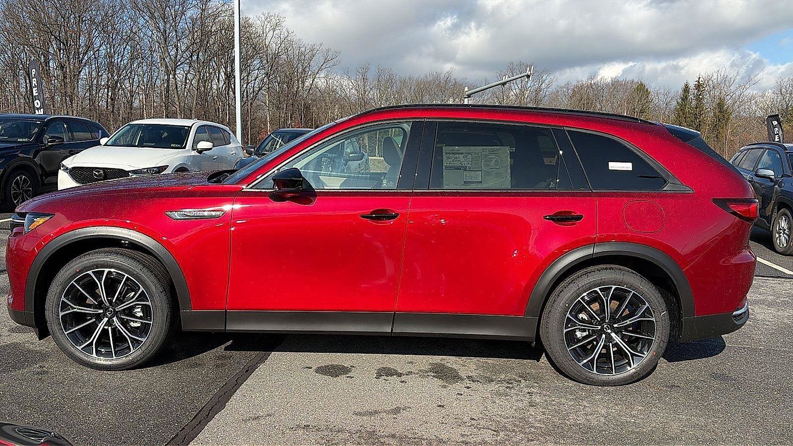 New 2025 MAZDA CX-70 Plug-In Hybrid w/ Premium Pkg AWD/4WD image 4