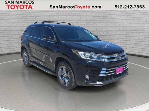Used 2019 Toyota Highlander Limited Platinum image 3