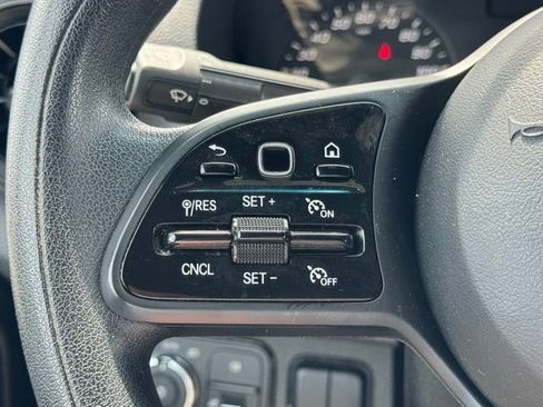 Used 2021 Mercedes-Benz Sprinter 2500 image 21