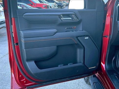 Used 2025 GMC Sierra 1500 AT4 w/ AT4 Premium Package image 21