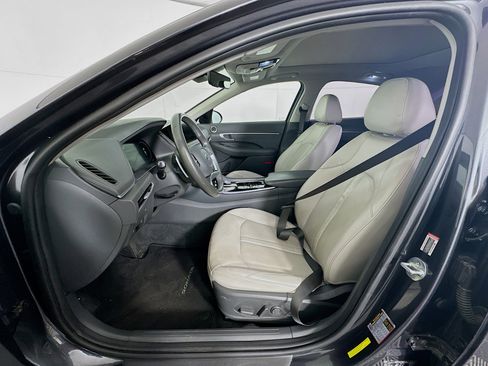 Used 2021 Hyundai Sonata Limited image 13