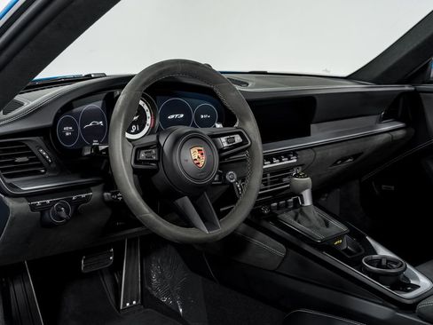 Used 2022 Porsche 911 GT3 image 12