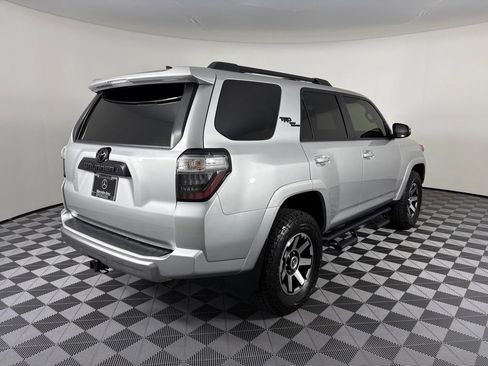 Used 2023 Toyota 4Runner TRD Off-Road Premium w/ Moonroof Package AWD/4WD image 7