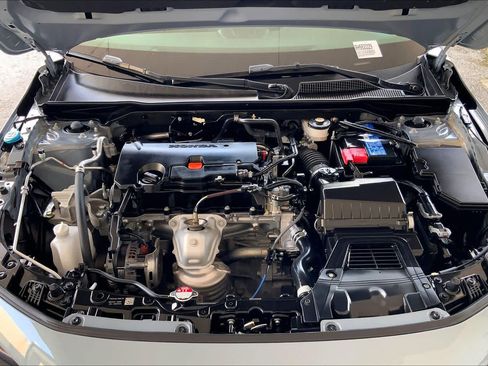 Used 2024 Honda Civic Sport image 30