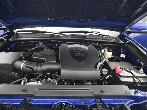 Used 2023 Toyota Tacoma SR5 image 18