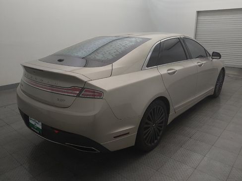 Used 2017 Lincoln MKZ Reserve image 9