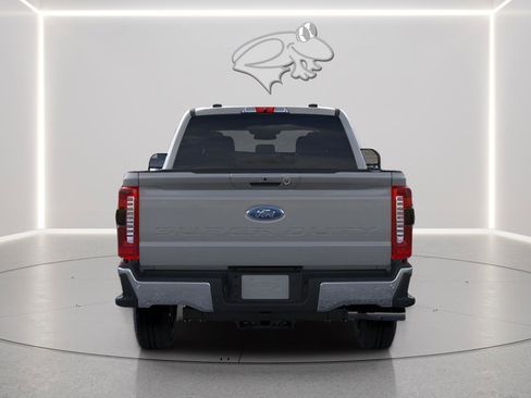 New 2026 Ford F250 Lariat w/ Chrome Package image 5