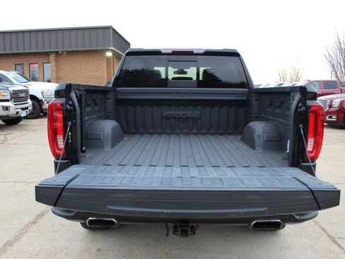Used 2020 GMC Sierra 1500 AT4 w/ AT4 Premium Package AWD/4WD image 18