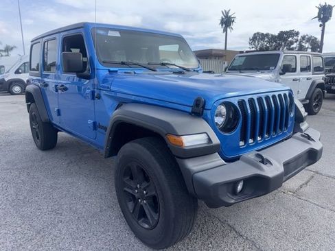 Used 2022 Jeep Wrangler Unlimited Sport AWD/4WD image 3