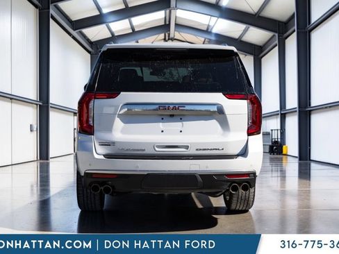 Used 2024 GMC Yukon XL Denali AWD/4WD image 28