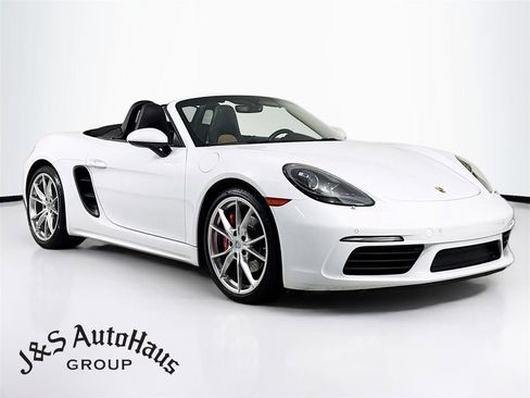 Used 2018 Porsche 718 Boxster S image 1