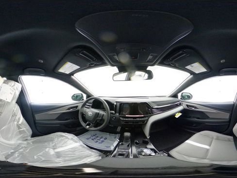 New 2026 Toyota Camry SE image 33