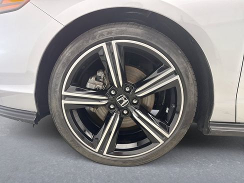 Used 2025 Honda Accord Sport image 24