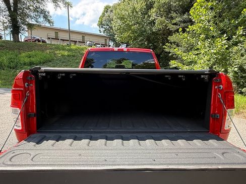 Used 2024 RAM 2500 Big Horn w/ Bed Utility Group AWD/4WD image 8