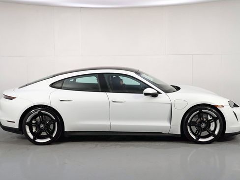 Used 2022 Porsche Taycan 4S image 57