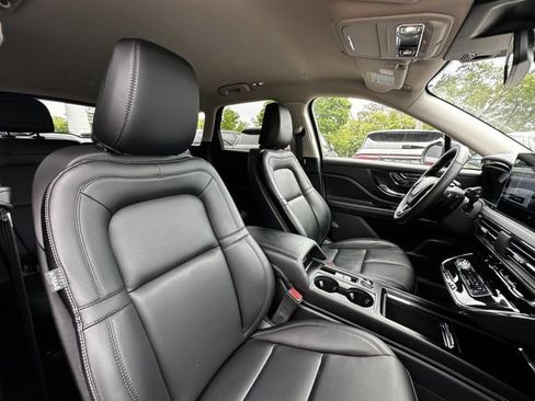 Certified 2024 Lincoln Corsair AWD image 35