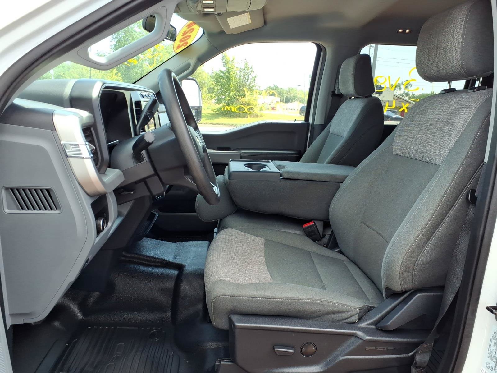 Used 2024 Ford F250 XLT w/ FX4 Off-Road Package AWD/4WD image 16