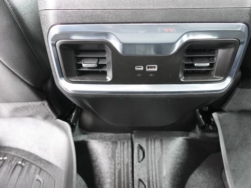 Used 2025 GMC Sierra 1500 Elevation w/ Elevation Premium Package image 44