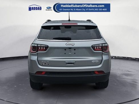 Used 2022 Jeep Compass Latitude w/ Convenience Group AWD/4WD image 4