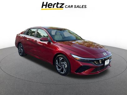 Used 2025 Hyundai Elantra Limited